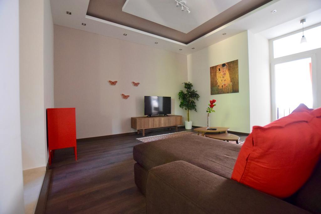 Standard Apartment By Hi5 - Close To Buda Castle Budapest Esterno foto